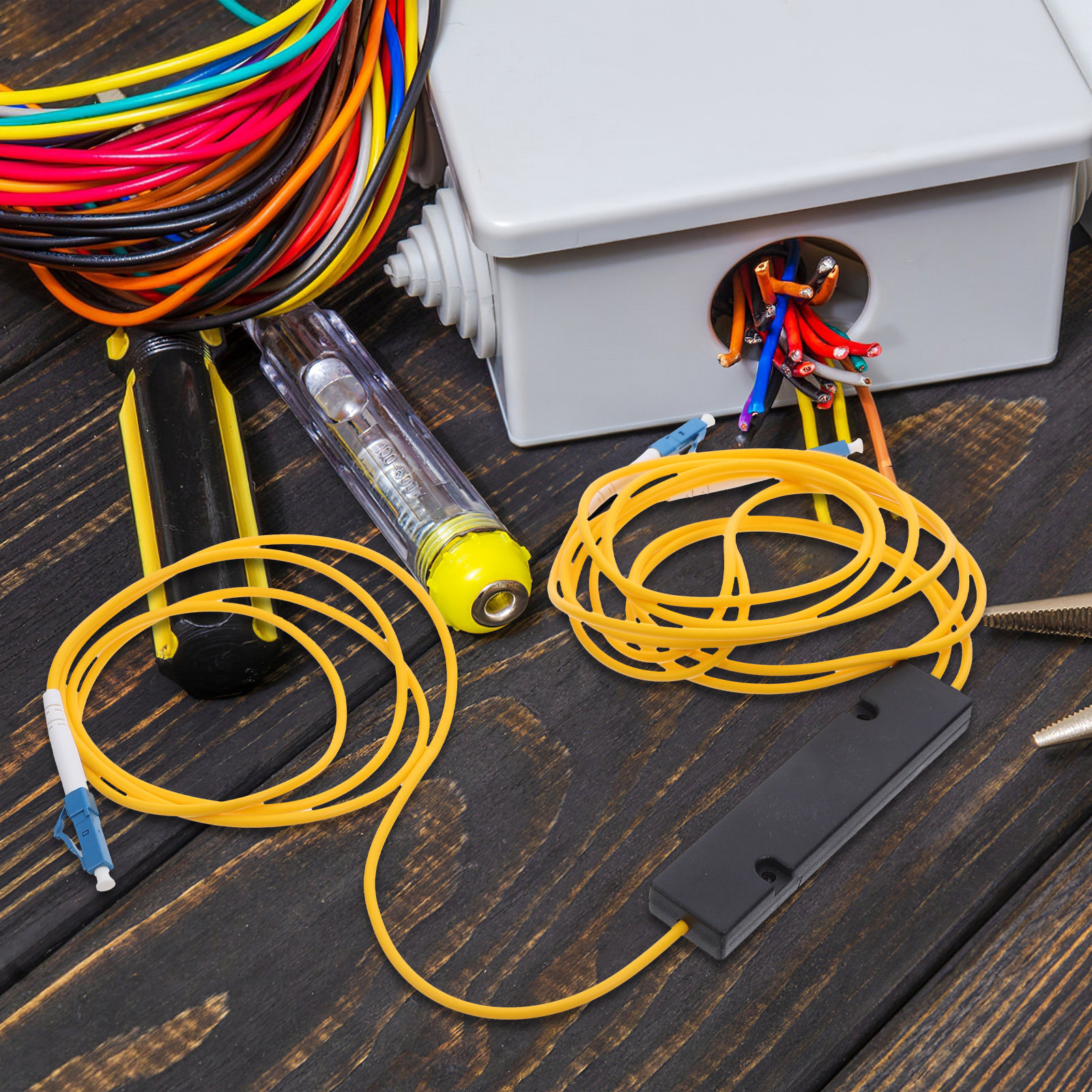 Fiber Optic Distribution Box 1 - Office Technology recension och pris