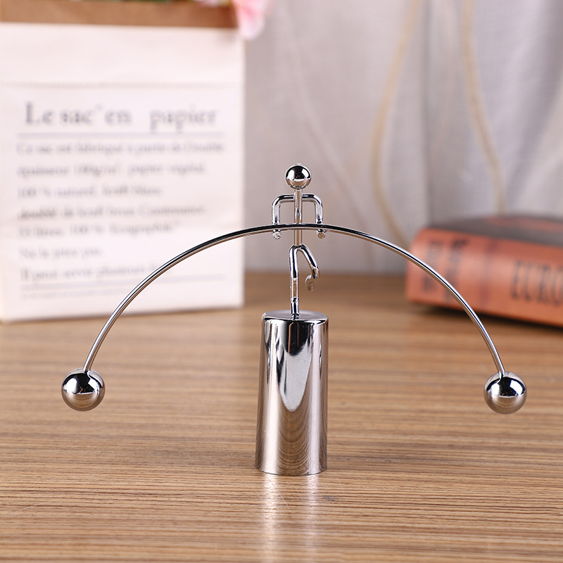 Weightlifter Kinetic Art Desk  - Office Technology recension och pris